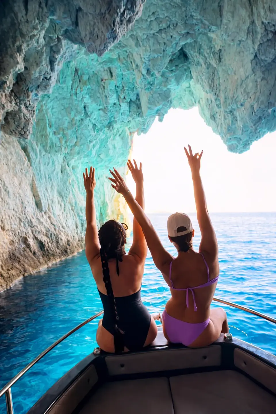 Boat cruise through blue caves in Zakynthos